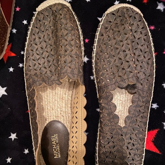 Michael Kors Kendrick Slip On Mk Mono Mk Logo Leather Flats Brown - Picture 1 of 2